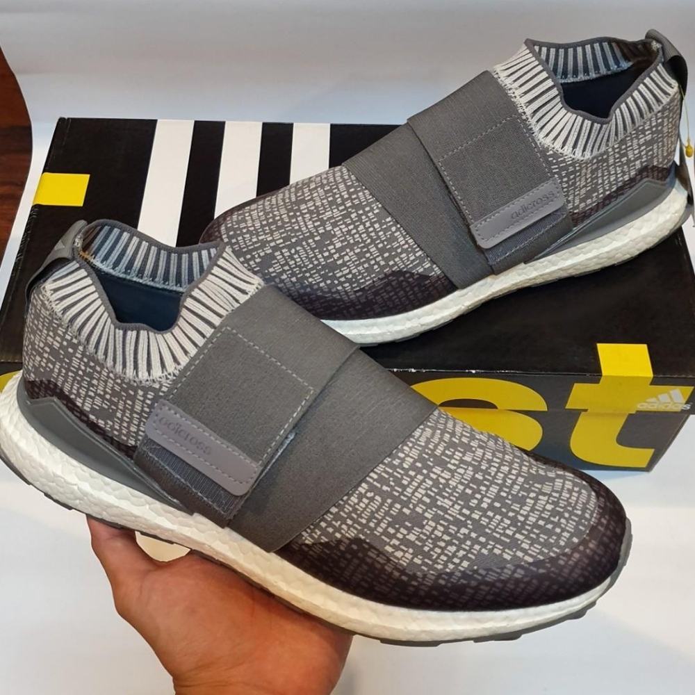 Adidas crossknit BOOST 2.0 spikeless golf shoe Men's SZ9.5 Wore 4 Times